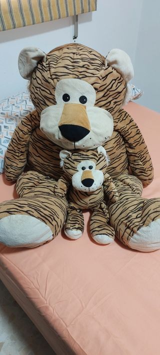Peluche tigre gigante - 2uds