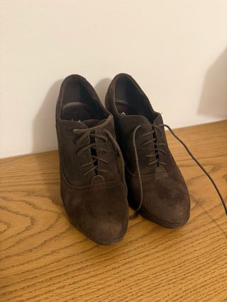 Botines tacón ante marrón mujer