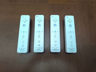 4 Mandos Wii Motion Plus Blancos
