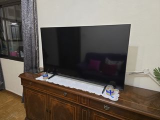 TV Samsung 50" negra