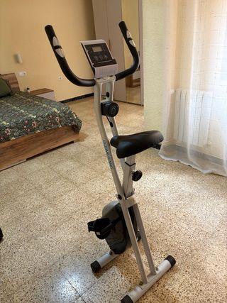 Bicicleta estática Boomerang
Por 5 € te lo llevo.