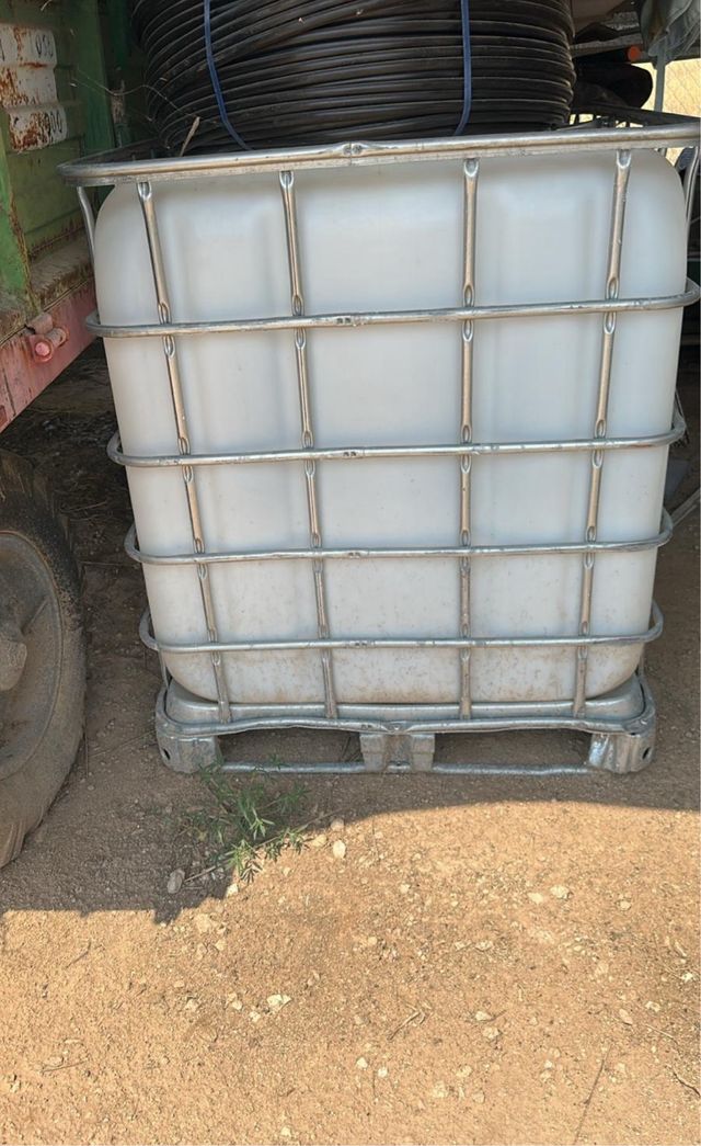 Depósito IBC 1000L usado