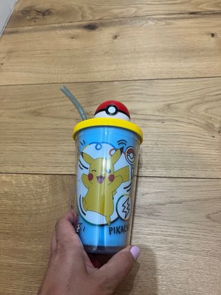 Botella Pikachu infantil