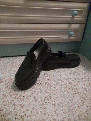 Mocasines negros - cómodos