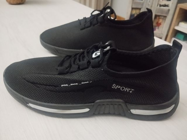 Zapatillas deportivas negras