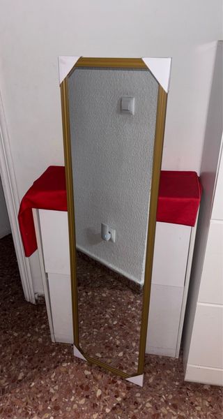 Espejo dorado completo