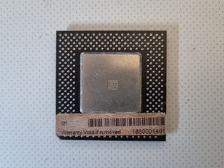 Processador vintage - Intel Celeron 466Mhz - 1998
