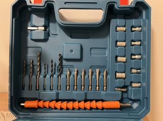 Taladro inalámbrico 28v + accesorios