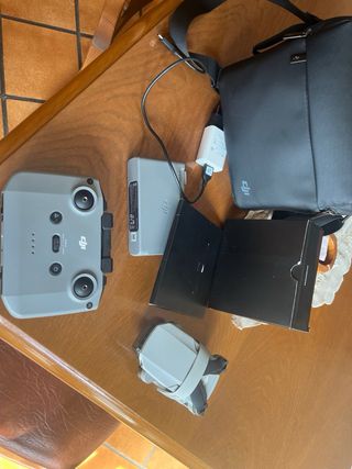 Combo DJI Mini 2 Fly More - Grigio