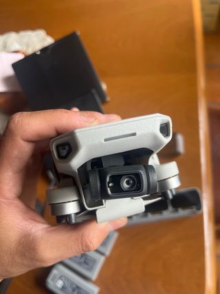 Combo DJI Mini 2 Fly More - Grigio