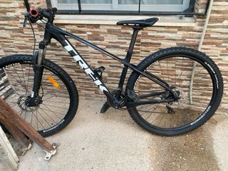 Bicicleta Trek Montaña se cambia por kukirin 