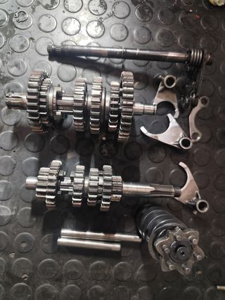 Caja cambios derbi senda €2/€3