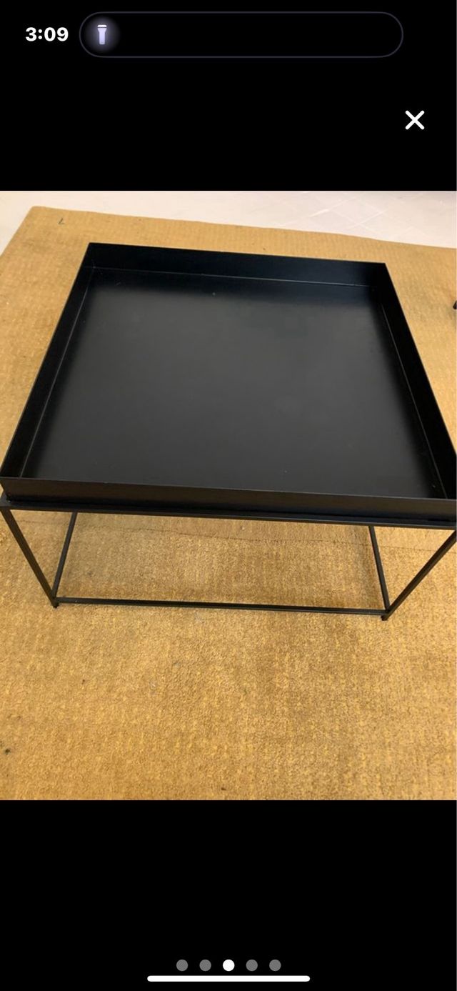 Mesa centro negra SKLUM metal