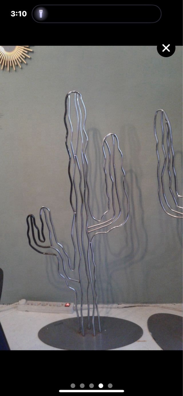 2 figuras decorativas de Cactus Metal Cromado