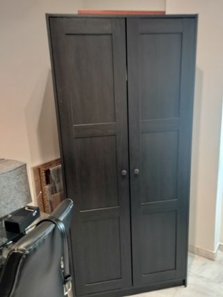 Armario Ikea marrón - 2 puertas