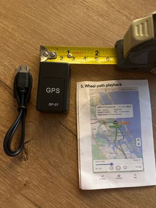 Rastreador GPS Pequeño - Coche Moto Maleta