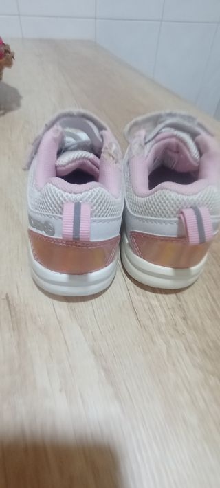Zapatillas niña rosa -talla 25