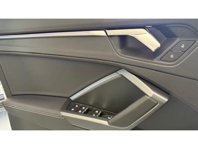 Audi Q3 Black line 35 TDI 110 kW (150 CV) S tronic