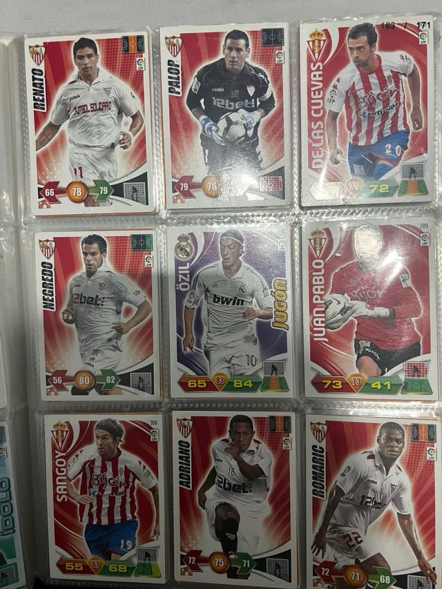 Vendo cromos de fútbol Panini – ¡Elige el tuyo!