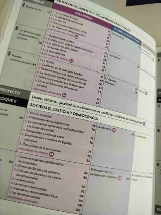 Educación en Valores Cívicos y Éticos ESO - 9780190545833