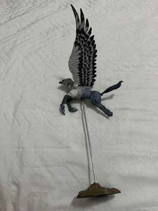 Figura Buckbeak Hipogrifo Harry Potter articulada 