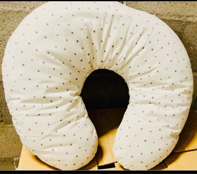 Cojín lactancia estrellas