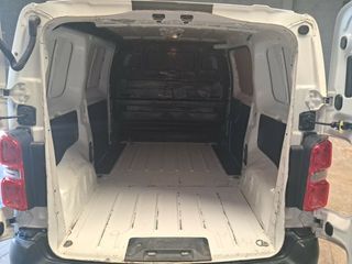 Peugeot Expert 1.5 HDI FURGON 120CV 