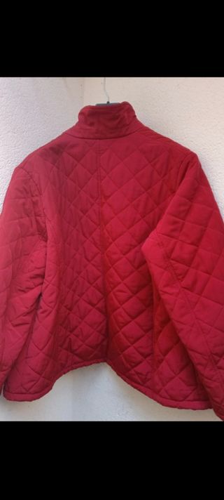 Abrigo acolchado rojo