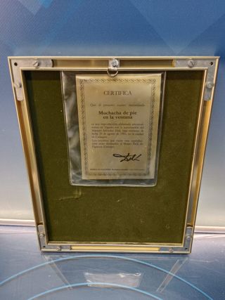 3 Reproducciones DALÍ 25x30 cm. Con certificado de autentificación de Dali, 1981