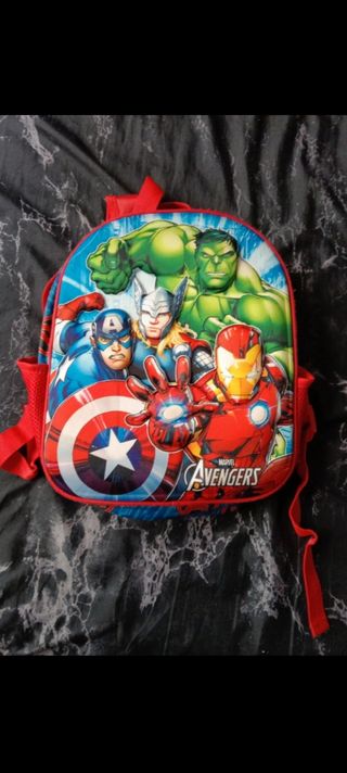 Mochila Avengers Infantil 3D