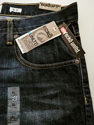 Bermudas Ecko Unltd XL Hombre