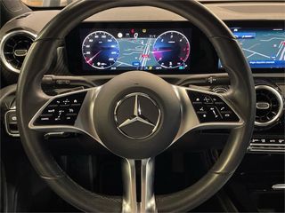 MERCEDES-BENZ Clase A 200 d