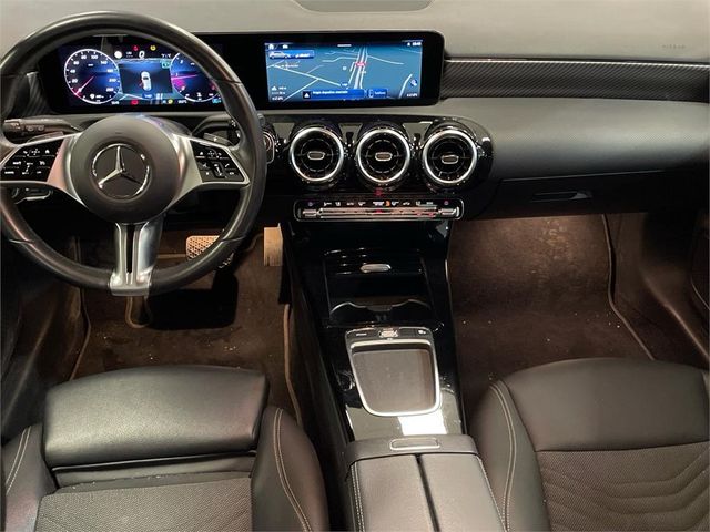 MERCEDES-BENZ Clase A 200 d