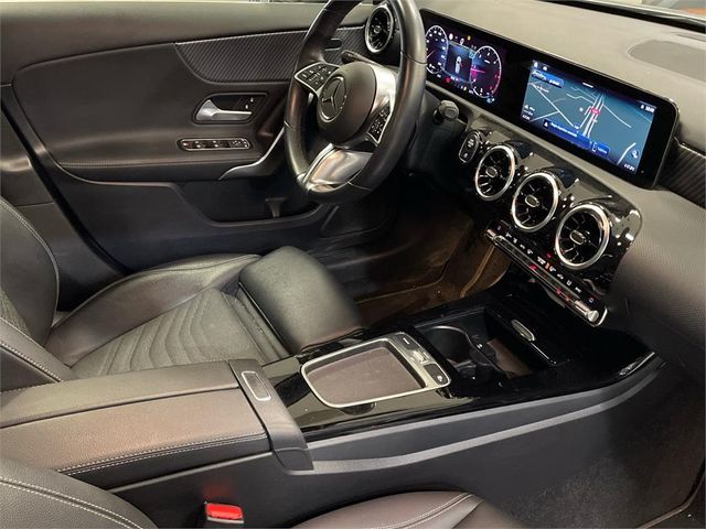 MERCEDES-BENZ Clase A 200 d