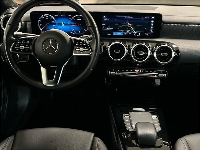 MERCEDES-BENZ Clase CLA 200 D DCT