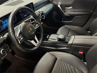 MERCEDES-BENZ Clase CLA 200 D DCT