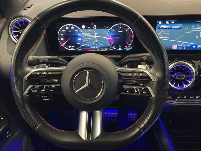 MERCEDES-BENZ Clase GLA 200 D