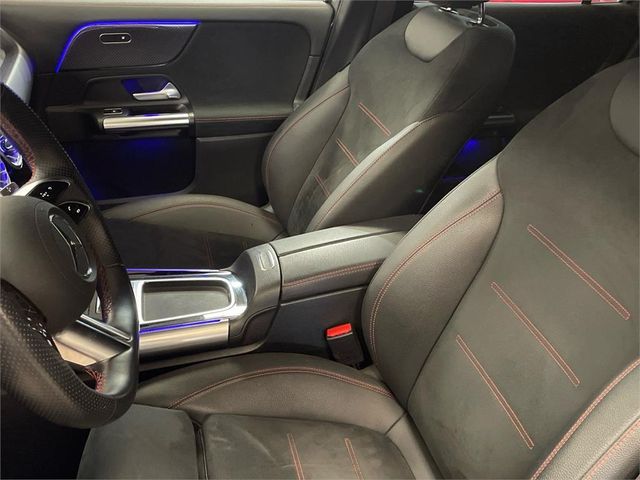 MERCEDES-BENZ Clase GLA 200 D