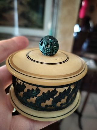 Scatolina vintage in alabastro