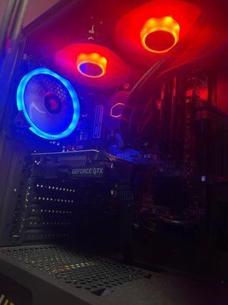 Torre PC Gamer RGB Azul.
