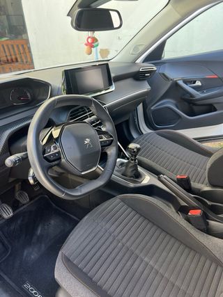 Peugeot 2008 2021