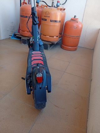 Patinete eléctrico Aprilia eSR1