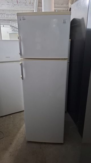 Nevera blanca - 2 puertas