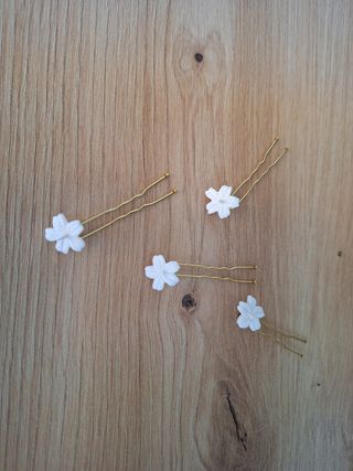 Horquillas flores blancas boda