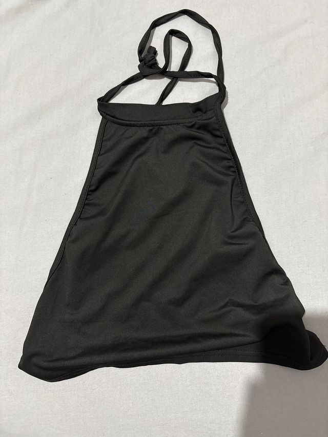 Top negro halter