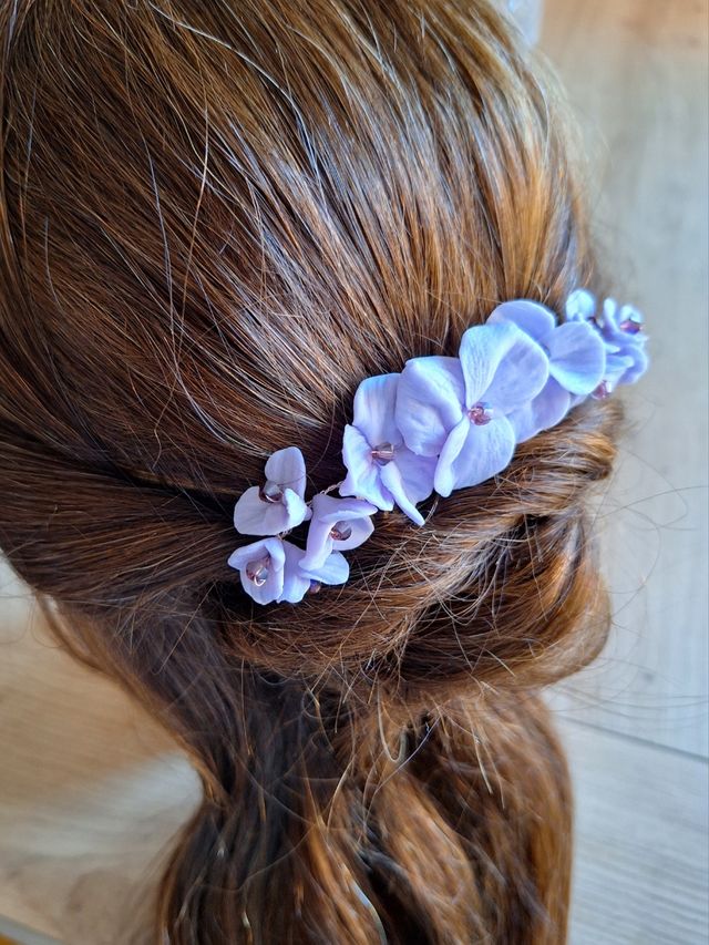 Tocado lila artesanal boda comunión