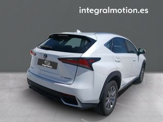 Lexus NX 2.5 300h Business Navigation 2WD