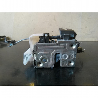 Cerradura puerta delantera derecha Renault