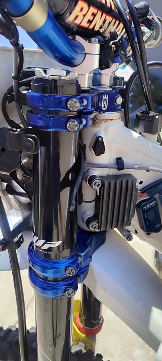 Mesa Husqvarna - Suporte Guidão