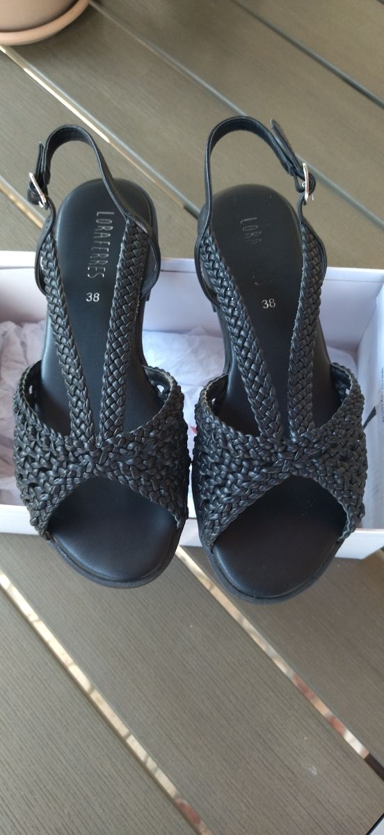 Sandali Lora Ferres 38 neri